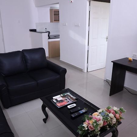 Ima House Hotell Kochi Eksteriør bilde