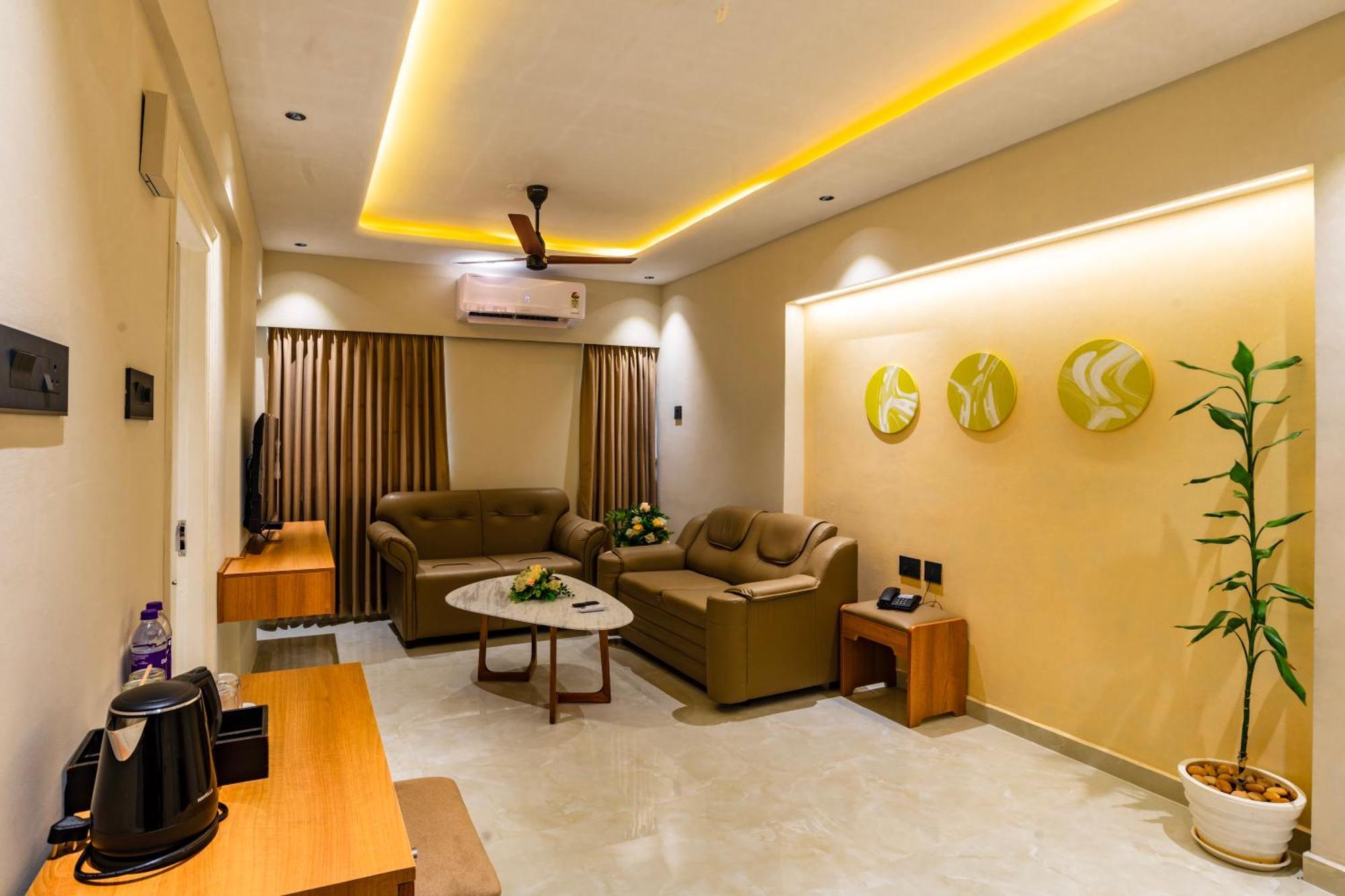 Ima House Hotell Kochi Eksteriør bilde