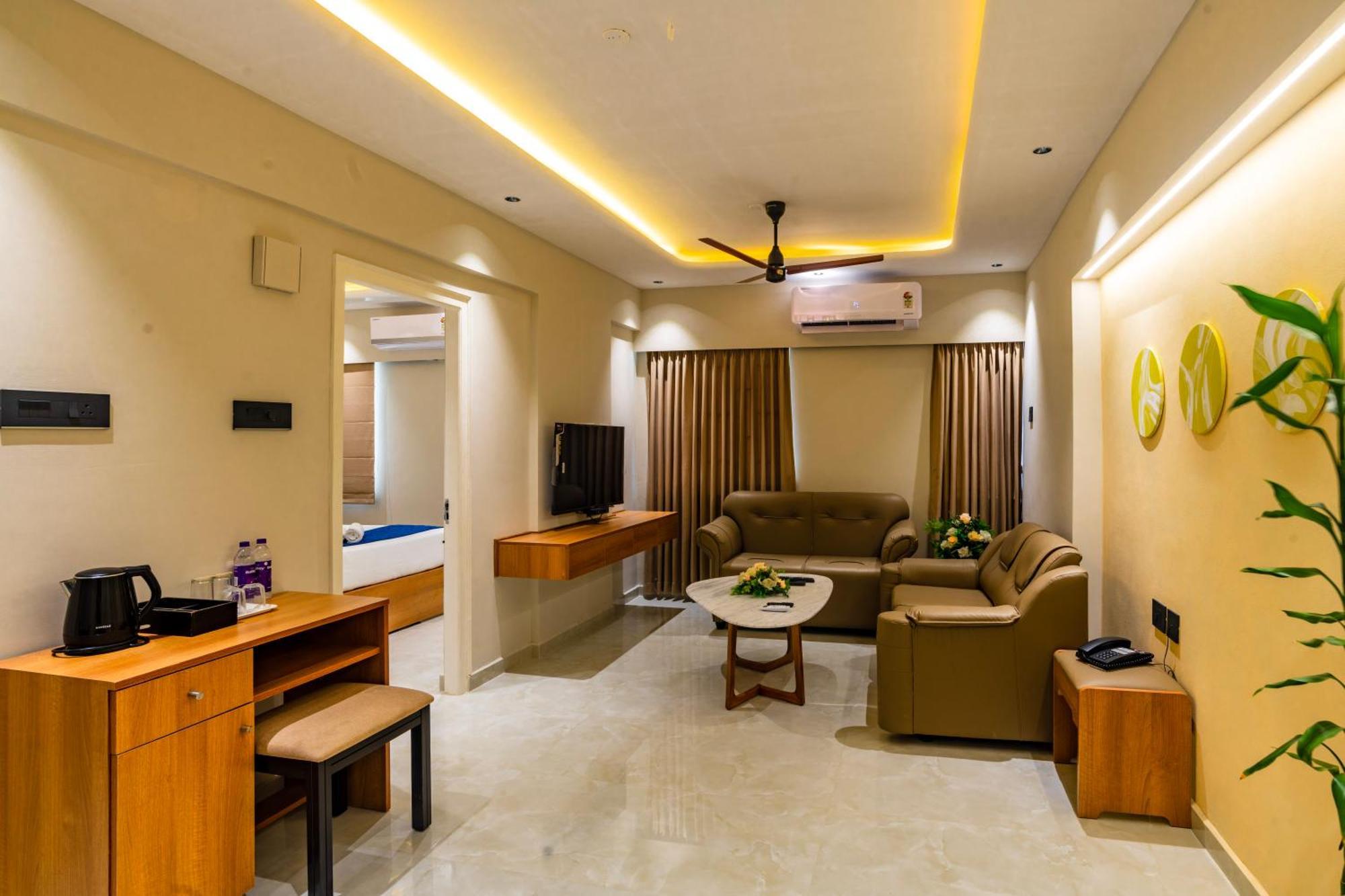 Ima House Hotell Kochi Eksteriør bilde