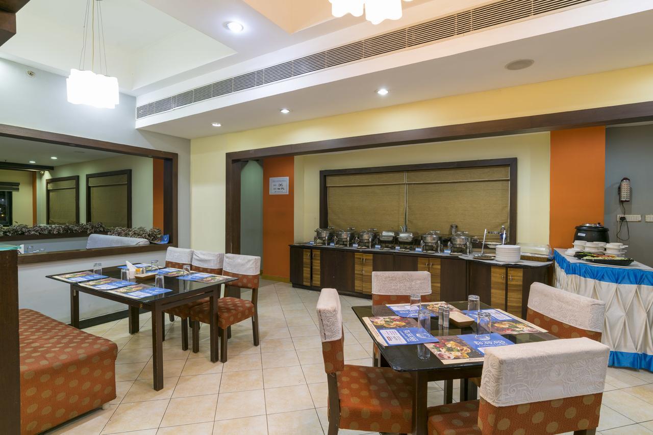 Ima House Hotell Kochi Eksteriør bilde